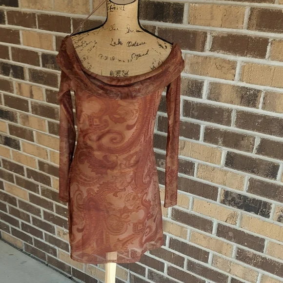 NWT Urban Outfitters Paisley Mesh Off Shoulder Dress - Picture 2 of 12